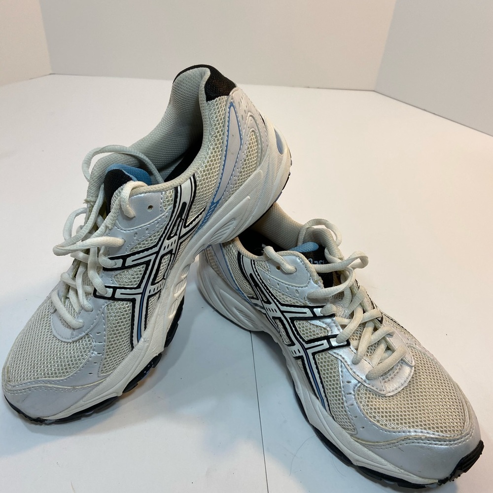 ASICS gel cadence running shoes size 7.5